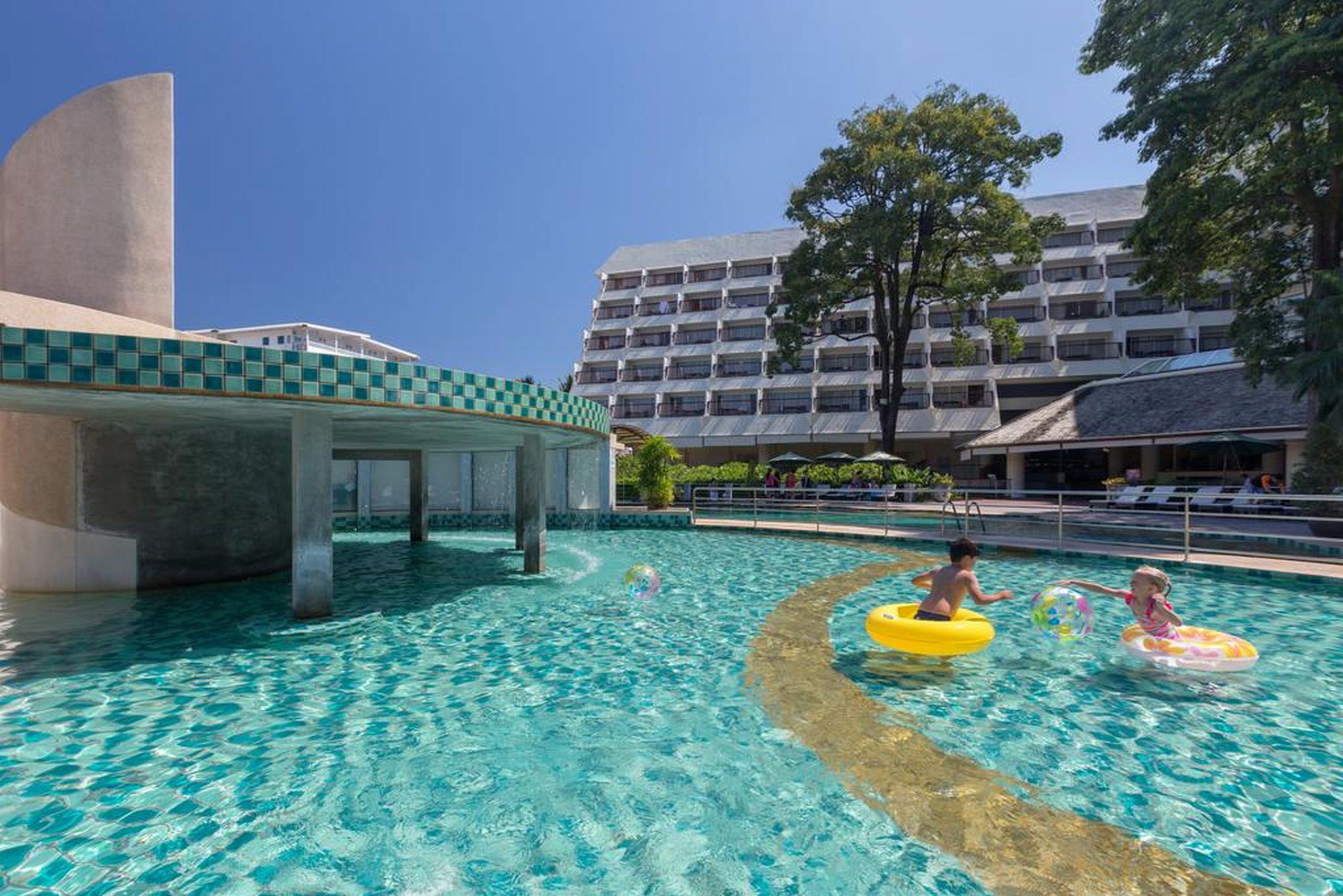 Andaman Embrace Patong, Phuket Hotel Exterior foto